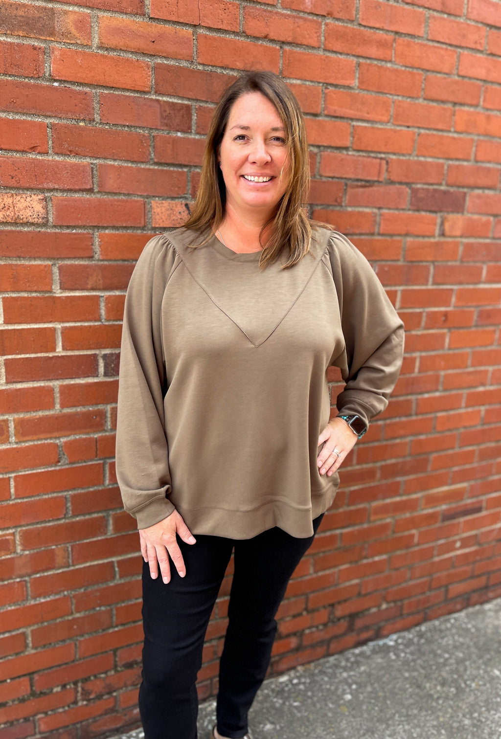 Leave Me Pullover - Olive