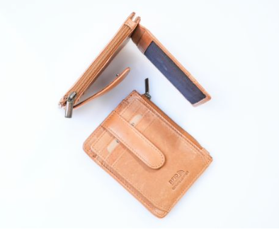 A HONEY BROWN CARD HOLDER